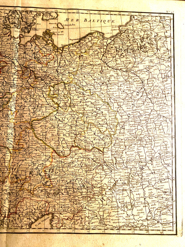 Belle carte à rehauts d'aquarelle de l'Allemagne  milieu XVIIIème par Mr Rizzi Zannoni de la Société Royale de Goltingue . A Paris chez Lattré
