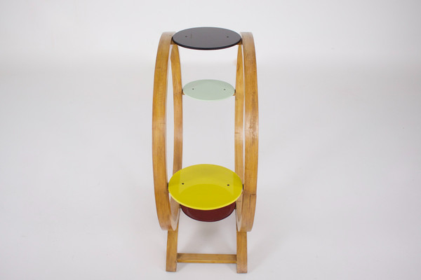 Bauhaus fifth wheel