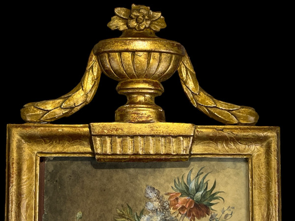 XVIIIth CENTURY FRAME IN SCULPTTED AND GILDED WOOD AND XVIIIth CENTURY AQUARELLE WITH SIGNED FLORAL DECOR