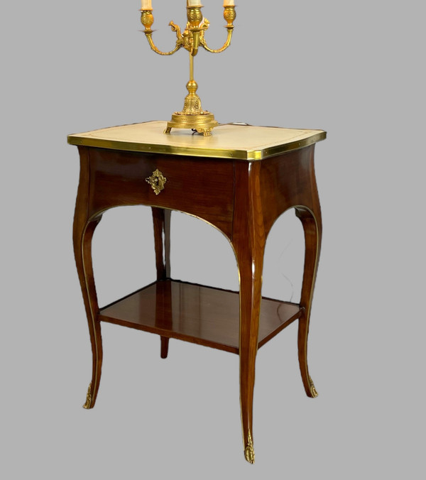 TABLE D APPOINT DE SALON DE STYLE LOUIS XV ESTAMPILLÉE " J.VAITTY " EN NOYER