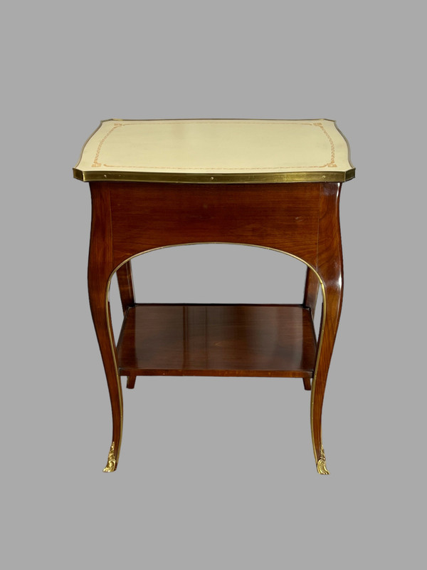 TABLE D APPOINT DE SALON DE STYLE LOUIS XV ESTAMPILLÉE " J.VAITTY " EN NOYER