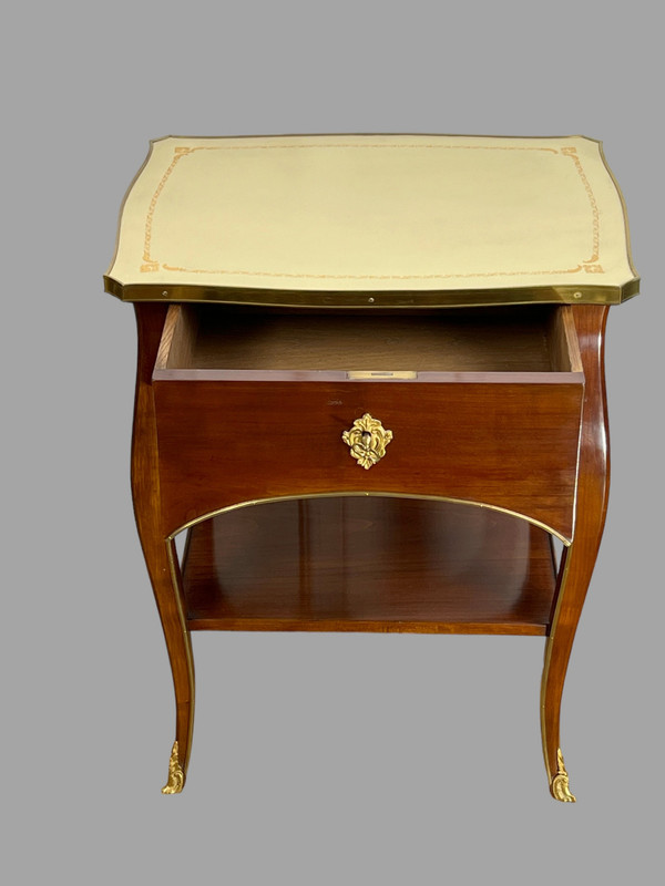 TABLE D APPOINT DE SALON DE STYLE LOUIS XV ESTAMPILLÉE " J.VAITTY " EN NOYER
