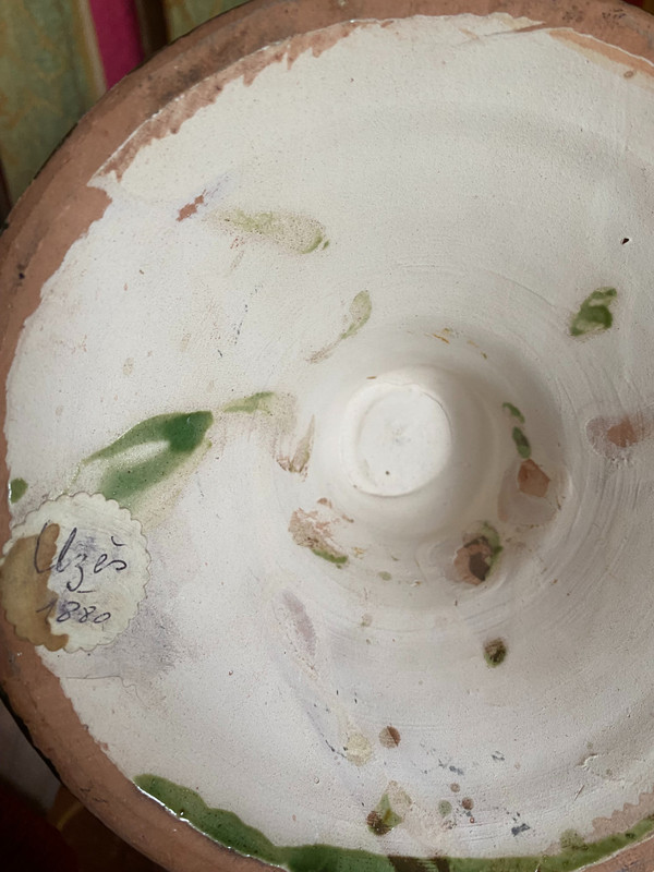 Generosa ciotola su piedistallo in terracotta Uzès smaltata verde grezzo della fine del XIX secolo