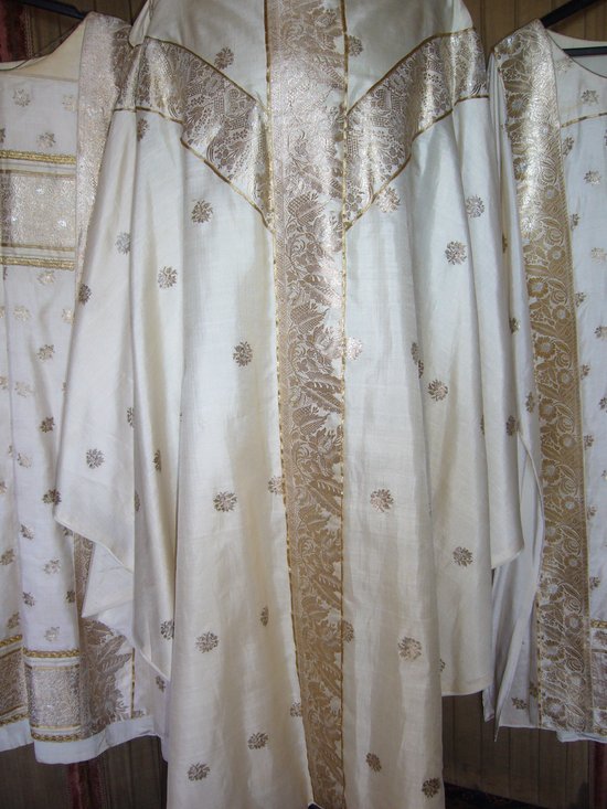 Ancient pontifical in silk brocade, India