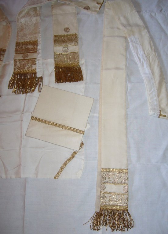 Ancient pontifical in silk brocade, India