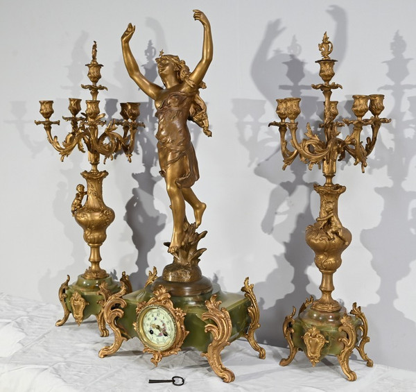 Bedeutende Kaminverkleidung „La Nuit“, signiert H.Kossowski II – 1900