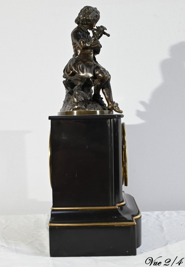 Marble and Bronze Clock “The Flute Player” - Mid-19th Century
