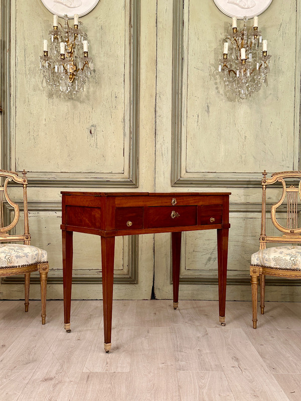 Mahogany Dressing Table Château Brand Louis XVI Period Circa 1780