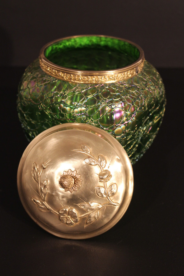 Art Nouveau cookie jar
