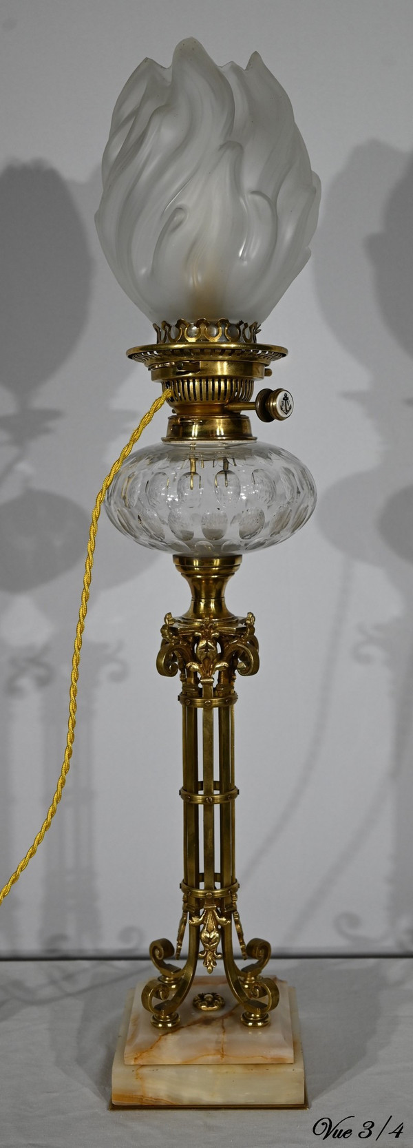 Importante Lampada ad Olio Elettrificata in Ottone e Onice – Fine XIX Secolo
