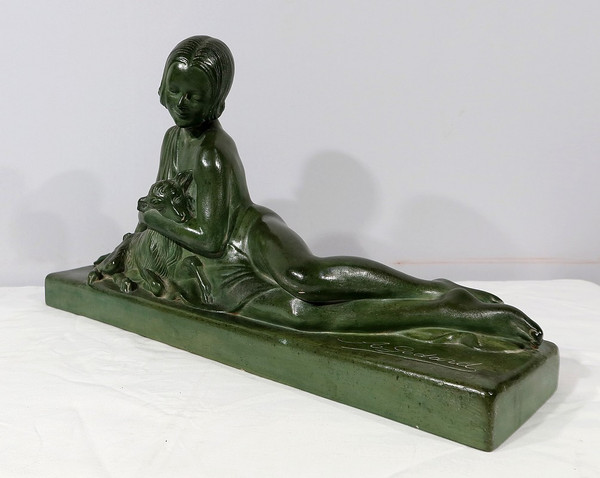 Sculpture «  La Demoiselle et le Chevreau », par A. Godard, Art Déco  – Début XXe