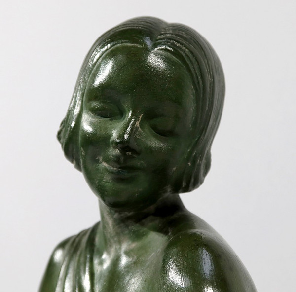 Sculpture «  La Demoiselle et le Chevreau », par A. Godard, Art Déco  – Début XXe
