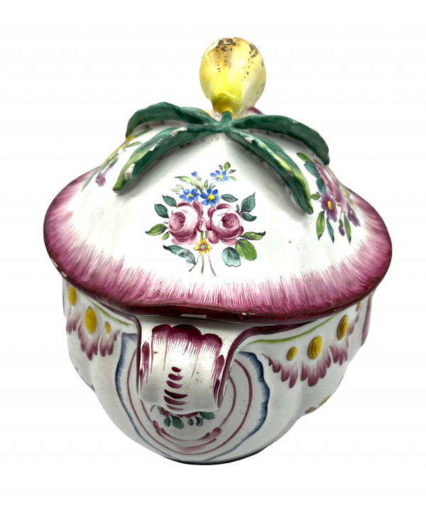 Ancienne soupière terrine barbotine poire faience de l'est Strasbourg