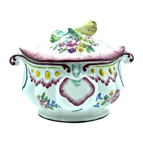 Ancienne soupière terrine barbotine poire faience de l'est Strasbourg