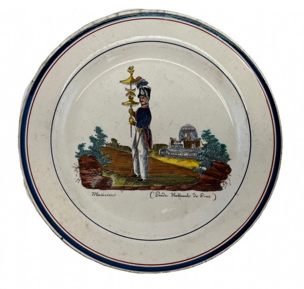 Ensemble de 6 assiettes empire Napoleon sur la Garde Nationale de Paris militaria par Creil Montereau