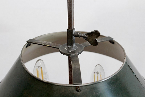 Rara lampada in bronzo, spirito Bouillotte – Inizio XX secolo