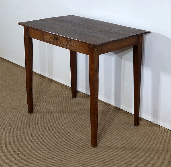 Petite Table en Chêne massif – 2ème partie du XIXe
