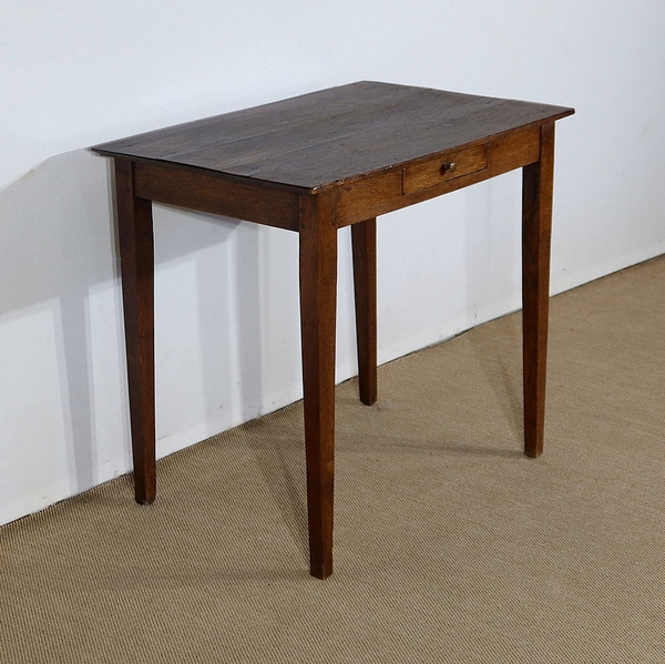 Petite Table en Chêne massif – 2ème partie du XIXe