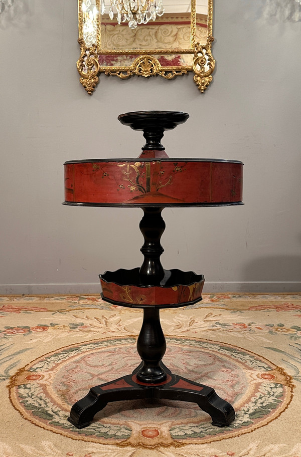 Maison Giroux, Tavolino da servitore giapponese Periodo Napoleone III 1870 circa