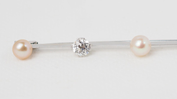 Broche barrette ancienne en or blanc diamants et perles de culture