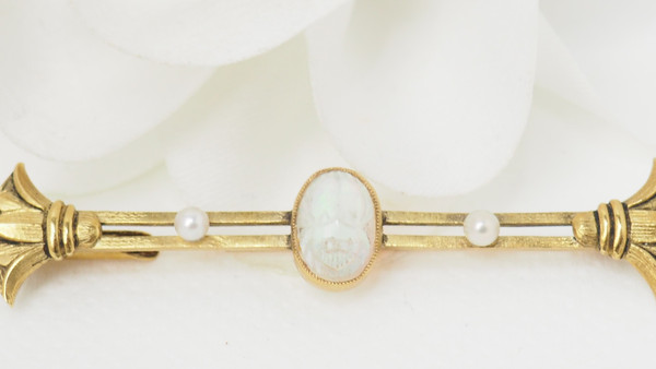 Broche barrette en or jaune opale et perles