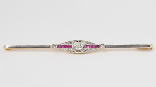 Gelbgoldene Rubin- und Diamant-Barrette-Brosche