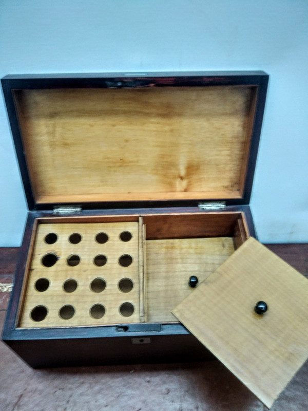 Tobacco box and cigars