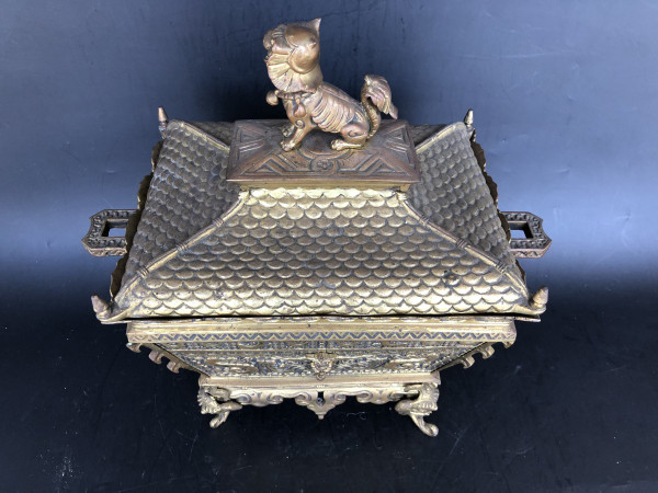 19th century Chinese bronze clock