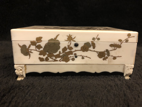 Late 19th Century Japanese Ivory and Lacquer Box