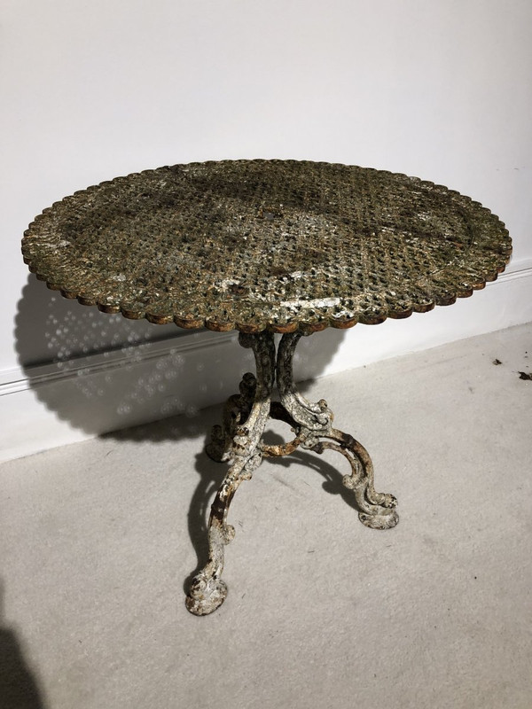 Gueridon-table En Fonte De Jardin End XIXéme