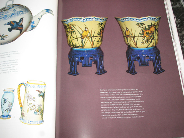 Large Gien earthenware cache pot with Japanese decoration of bird and flowers 19th century period