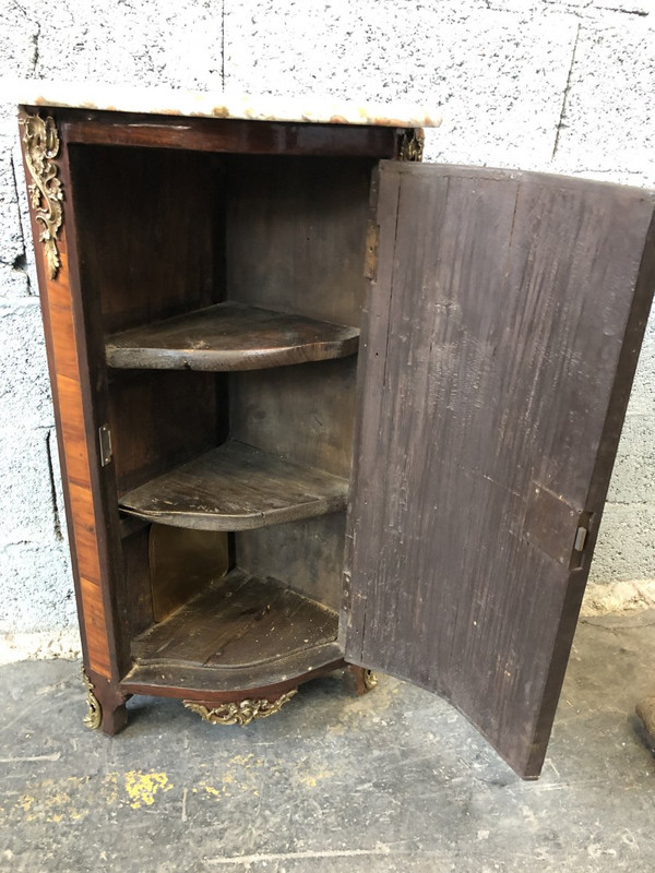Petite Encoignure Louis XV époque XVIIIéme