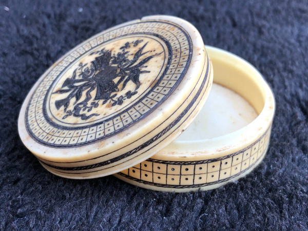 Louis XVI Period Ivory And Silver Box