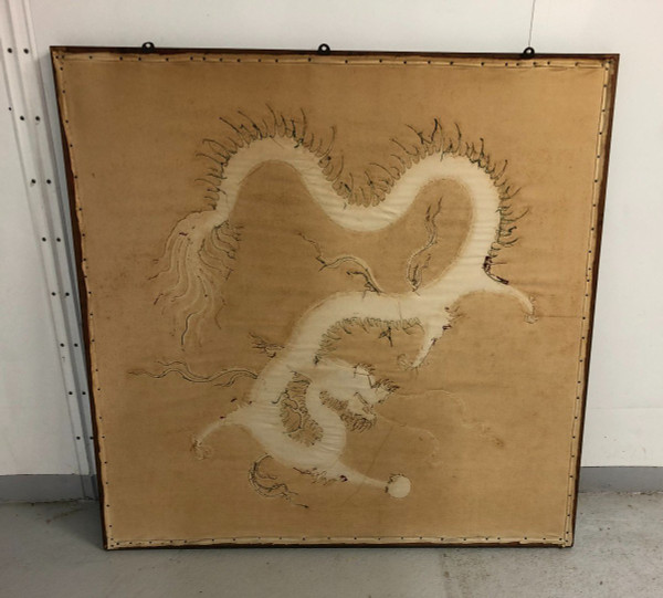 Large Chinese Embroidery Late 19th Century - Dragon A La Perle -d: 135 X 135 Cm