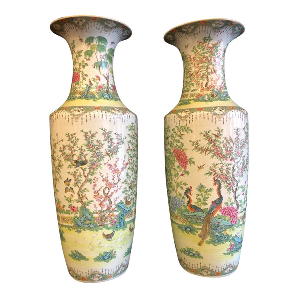 Large Pair Of Chinese Canton Porcelain Vases 19th Century H 64 Cm