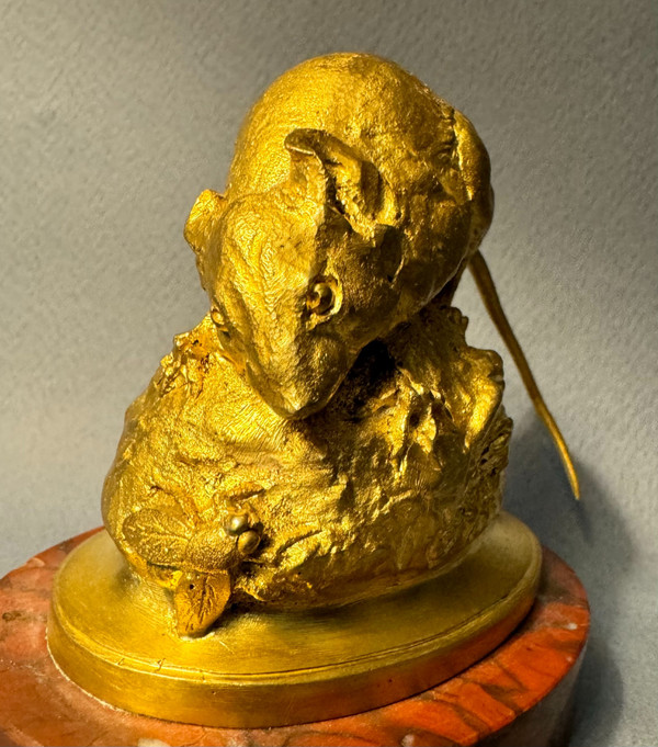 Scultura in bronzo dorato "Topo con mosca" T. ANCONA