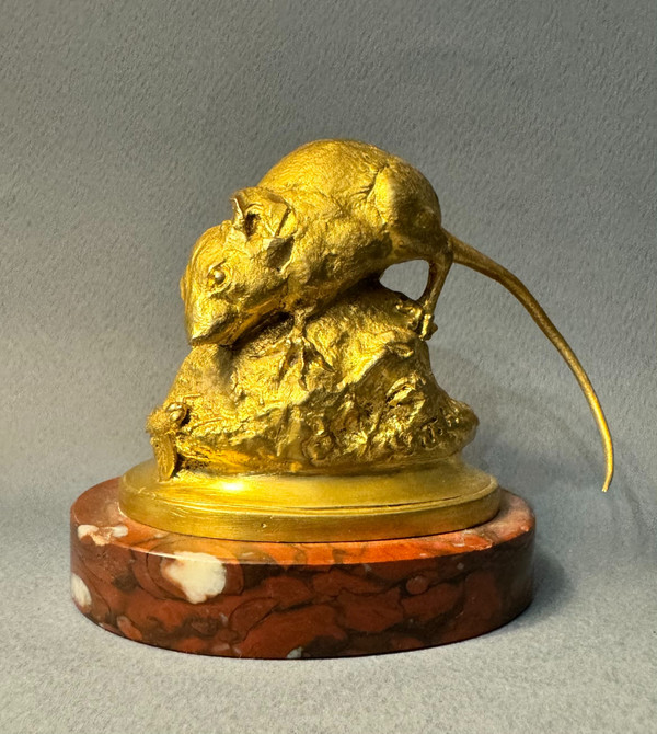 Scultura in bronzo dorato "Topo con mosca" T. ANCONA