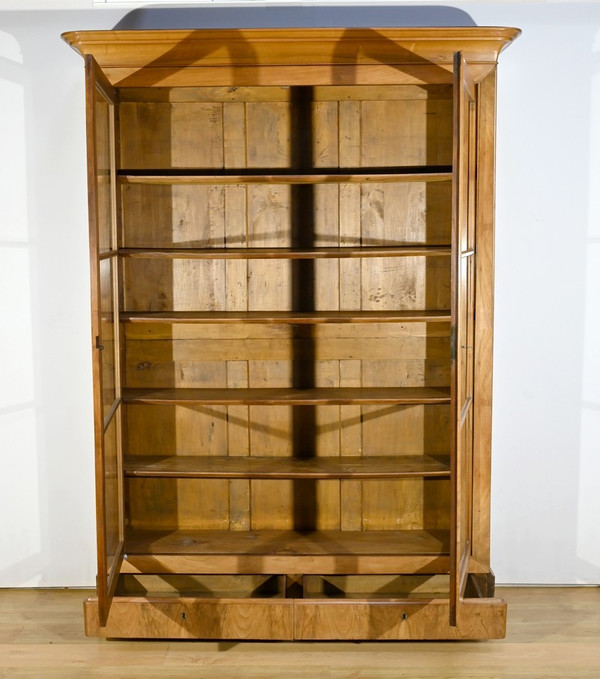 Importante proprietà Biblioteca in noce, periodo di restauro - inizio XIX secolo