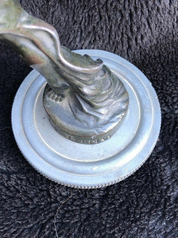 Tappo del radiatore in bronzo di Max Le Verrier - Art Déco