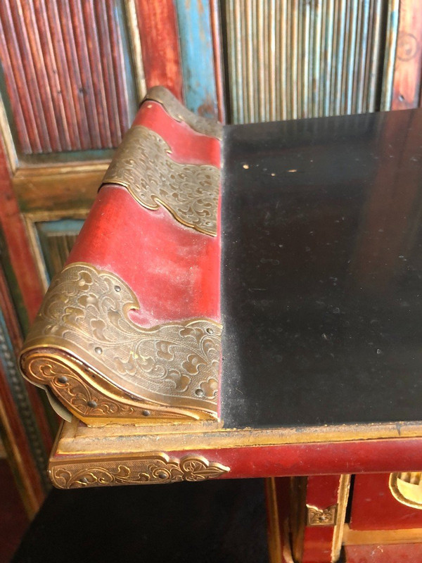Ancienne Table d'Autel - Japon - Laque Réhaussée d'éléments En Métal Ciselé Et Doré époque Edo