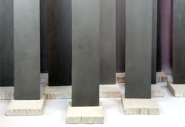 A Pirri, Installazione "Cure", Doghe in acciaio su basi in cemento, XX Secolo