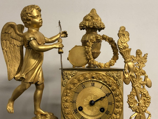 Pendule En Bronze Doré époque Empire Restauration