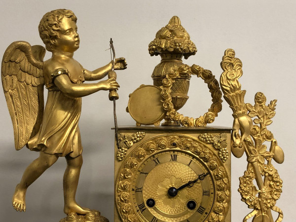 Pendule En Bronze Doré époque Empire Restauration