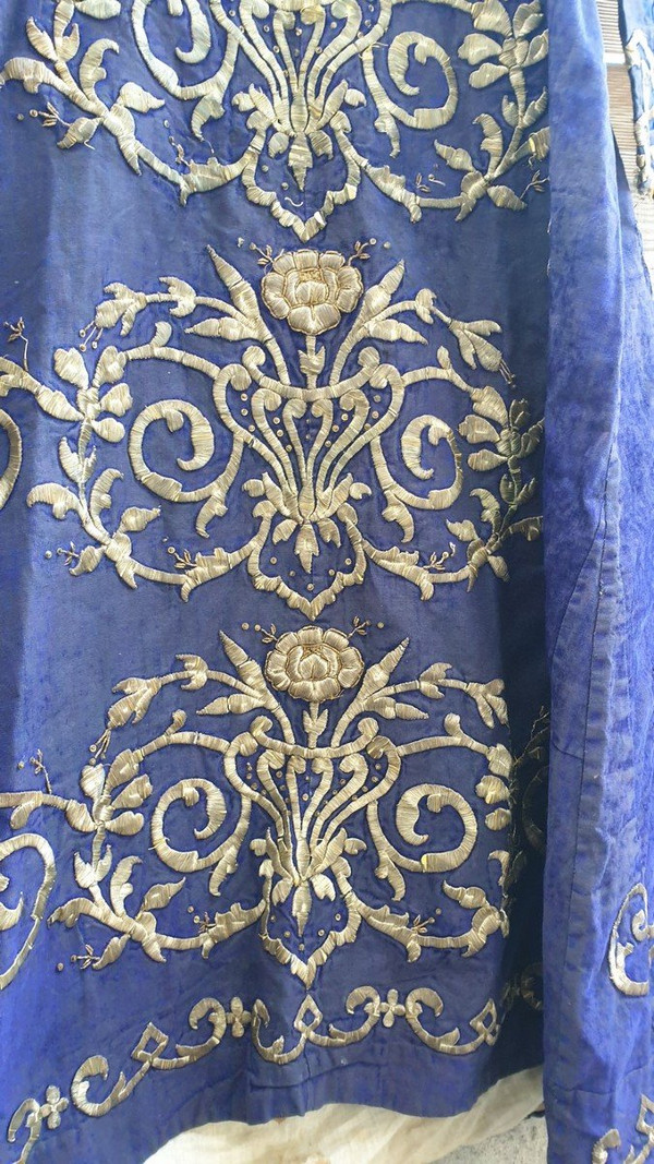 Caftan Oriental Bleu Avec Broderie De Fils d'Argent, XIXème Siècle