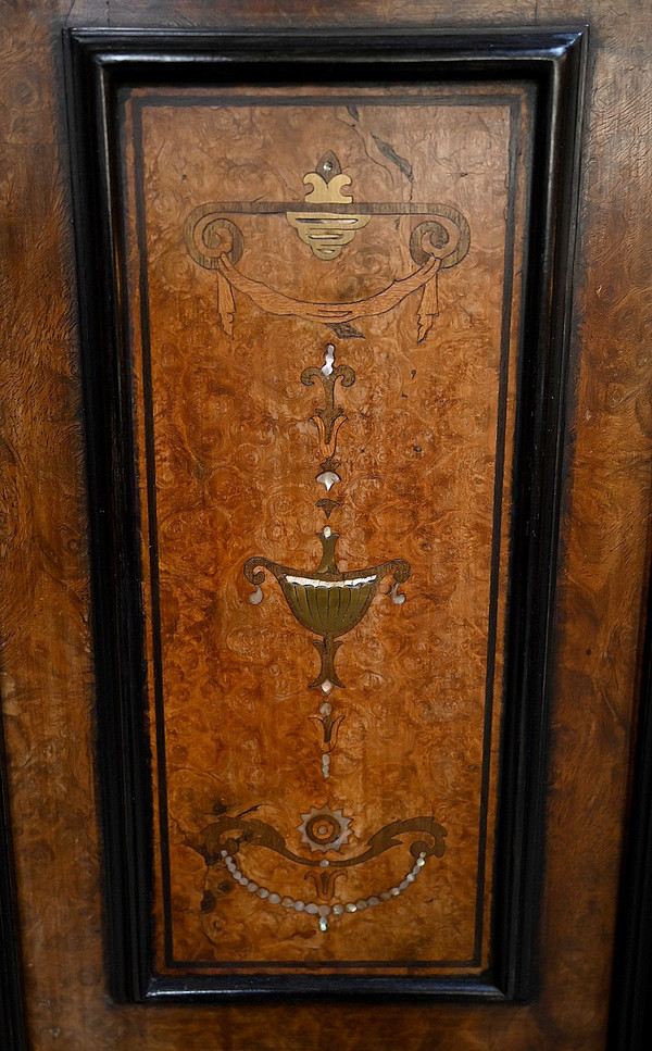 Petit Buffet Deux-Corps en Bois Noirci et Loupe de Thuya, estampillé Gordóvil, goût Renaissance, Esp