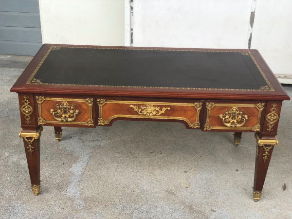 Bureau Plat style Louis XIV  Napoléon III Fabrication Krieger Faubourg Saint Antoine  Vers 1850