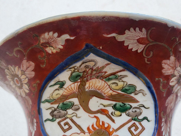 Grande vaso Imari con bronzo, fine del XIX secolo