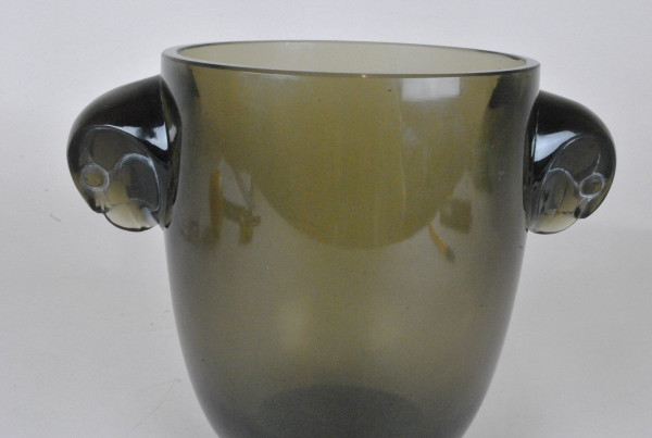 R Lalique, Vase Albert Ou Aux 'têtes De Faucons', Art Nouveau, 20th century