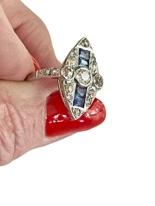 Bague Marquise En Platine, Diamants Et Saphirs