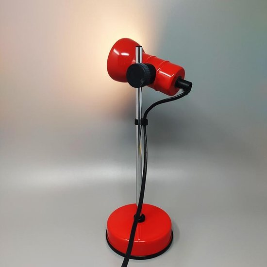 Superb 1970s red table lamp by Veneta Lumi